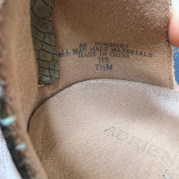 🌹 Adrienne Vittadini Green Brown Snakeskin Reptile Sandals 7.5 Platform Patrice - Picture 8 of 13